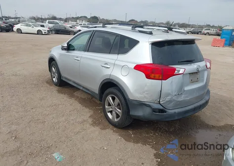 2015 Toyota Rav4 Xle z USA, uszkodzony, nr VIN 2T3WFREV7FW154694